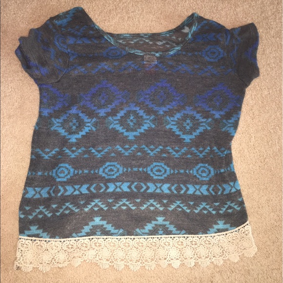 Aztec Crochet Shirt - Picture 2 of 2