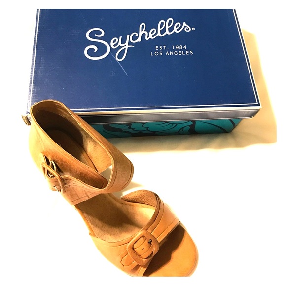 Seychelles Heels - Picture 2 of 4