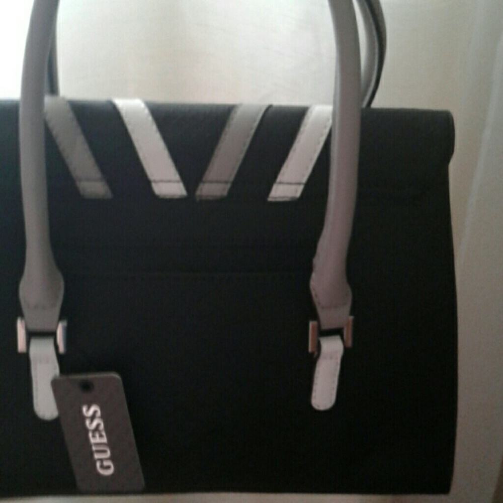 Guess bag - Picture 4 of 5