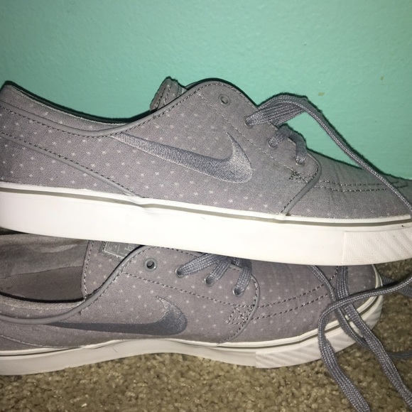 sneakers united kingdom where can i buy 50% off nike lunarglide 8 le gold dot 6855c 9ee89 sneakers united kingdom where can i buy 50% off nike lunarglide 8 le gold dot 6855c 9ee89