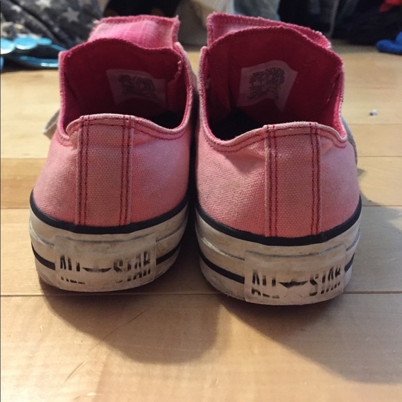 Pink Converse - Picture 4 of 5