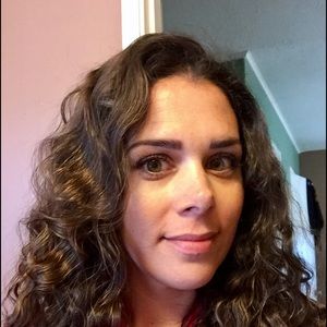 Meet your Posher, Kelli