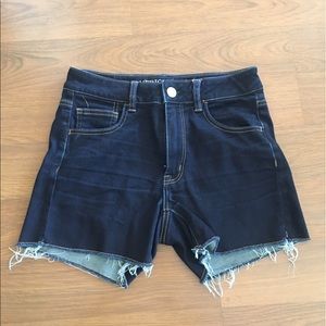 American Eagle Hi-rise shortie