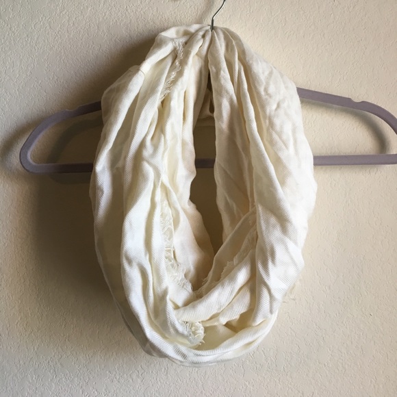 ❄️ Scarf Bundle! ❄️ - Picture 1 of 6