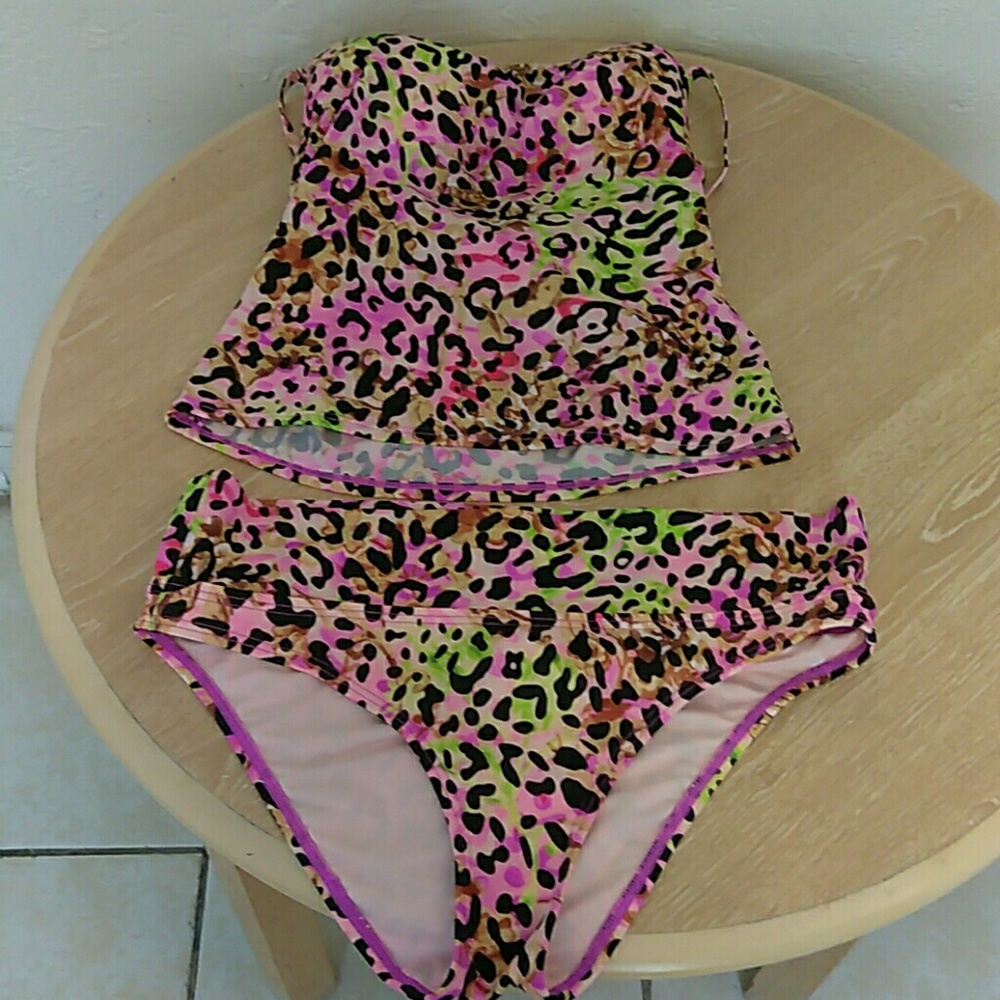 Victoria secret  tankini