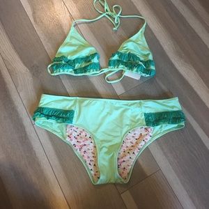 KTi Per te NWT swimsuit