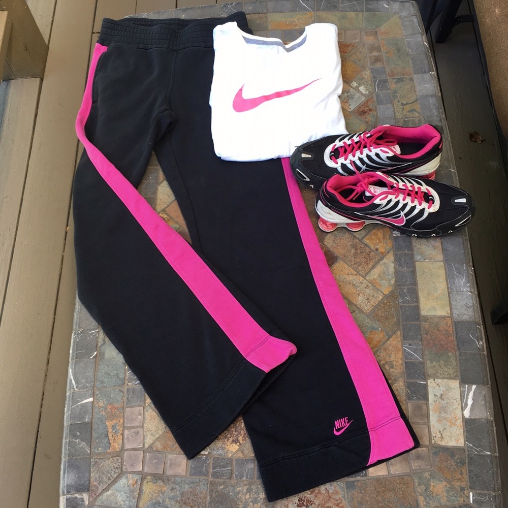 ⭐️ $5 sale ⭐️ Nike girls XL sweatpants