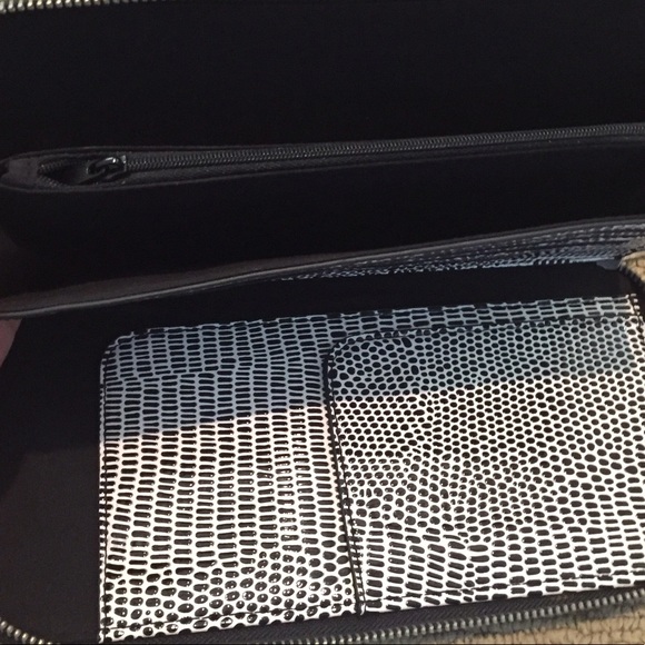 Women's wallet - Picture 3 of 3