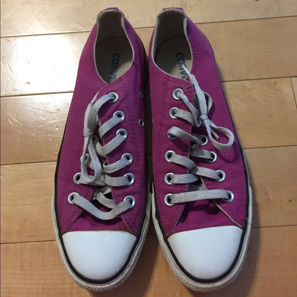 Magenta Converse