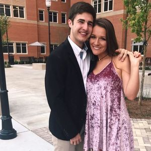 Meet your Posher, Madeline