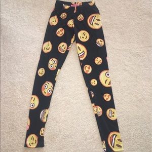 Emoji Leggings!