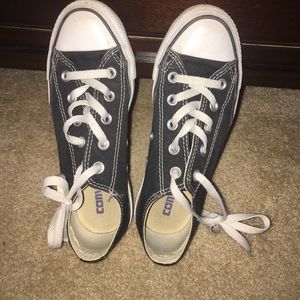Black converse