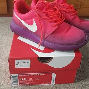 Women's Nike Rosherun Print