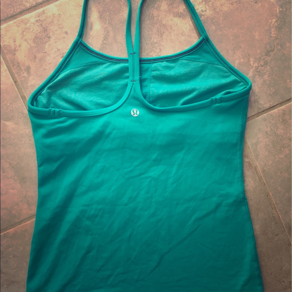 Lululemon green top