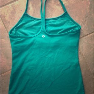 Lululemon green top