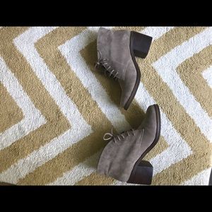 Dolce Vita suede heeled lace up booties!!