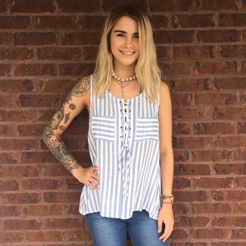 Stripe lace down top