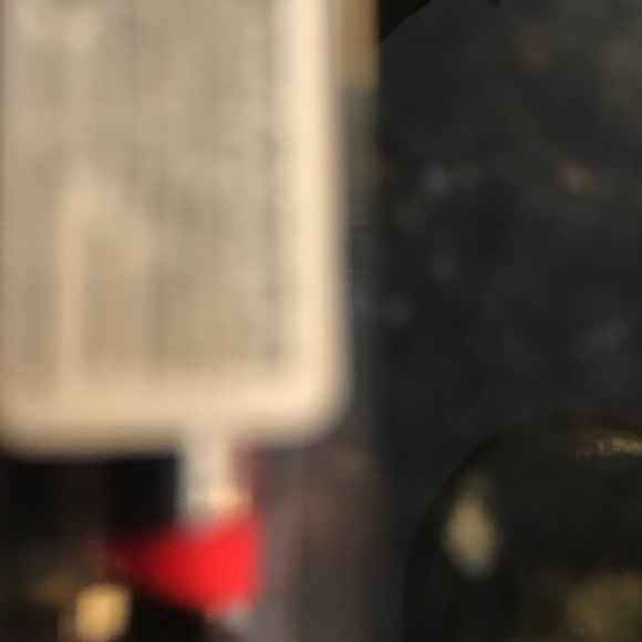 Revlon ultra hot lipstick hydrangea - Picture 2 of 2