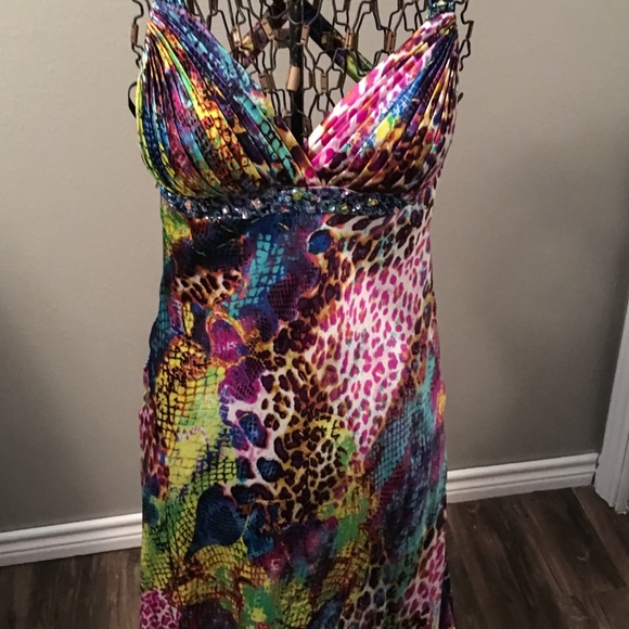 Ball / Prom Gown - Picture 3 of 7