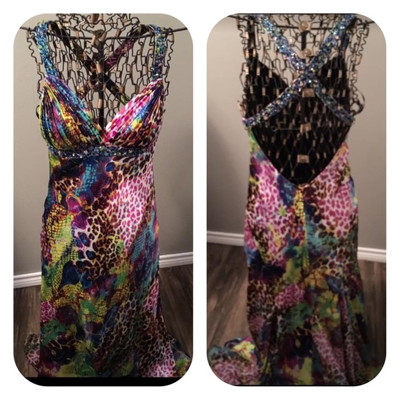 Ball / Prom Gown - Picture 7 of 7