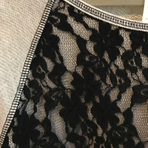 Sweatshirt/Sweater - Picture 2 of 3