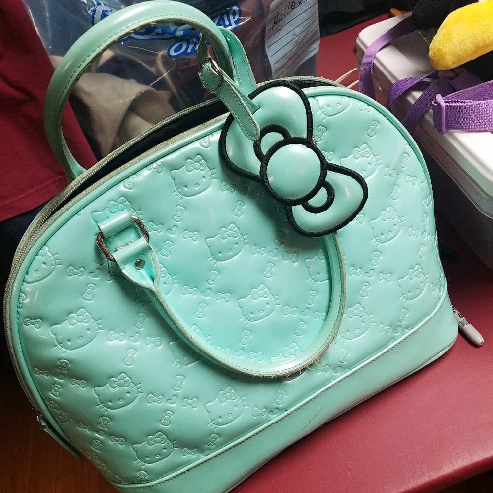 Hello kitty bowler bag