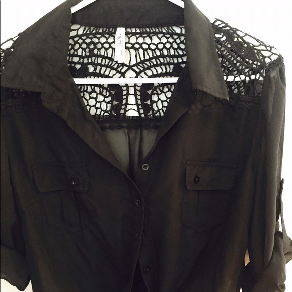 Sheer black top - Picture 2 of 3