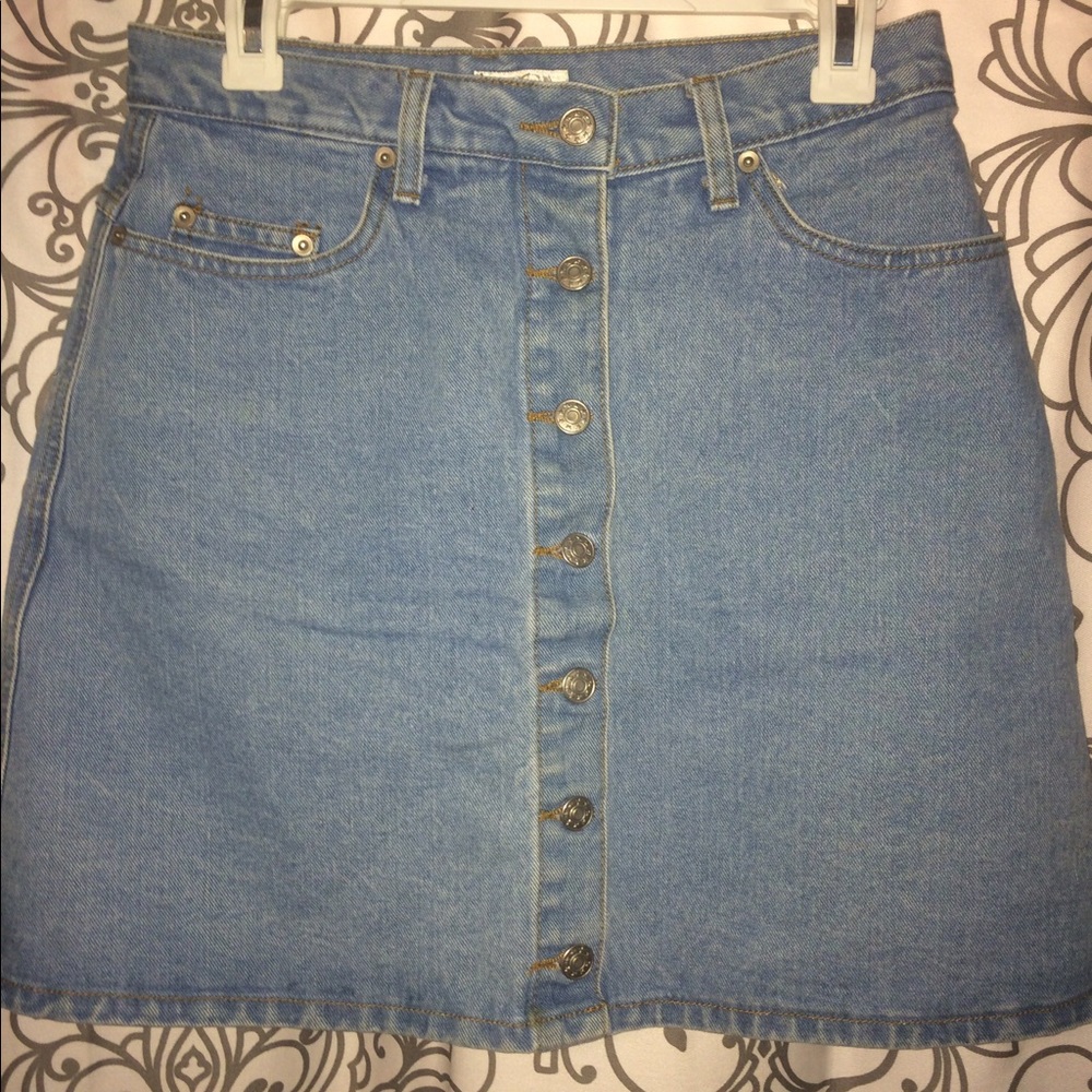 Button down light wash denim skirt