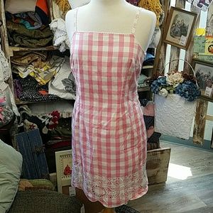 Lilly Pulitzer size 8 sweet pink check print dress
