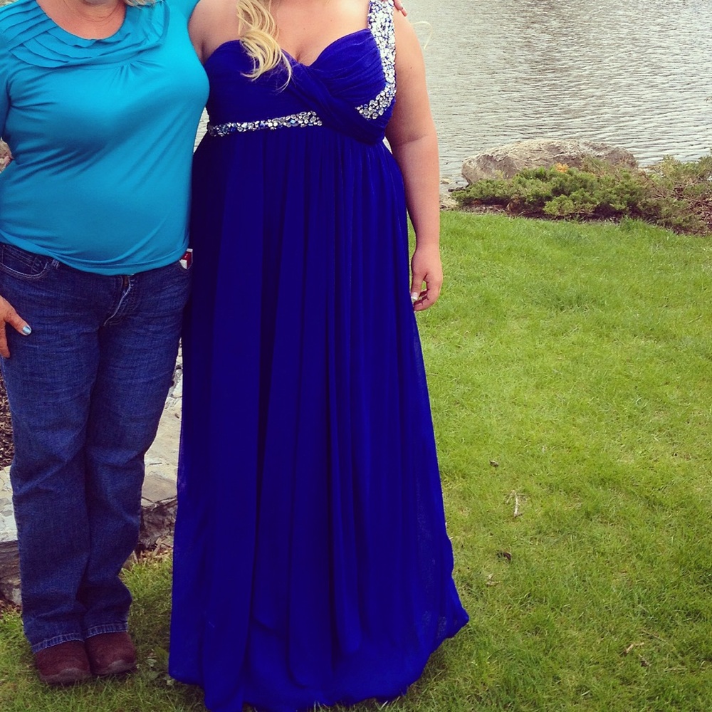 Beautiful Royal Blue Plus Size Prom Gown!
