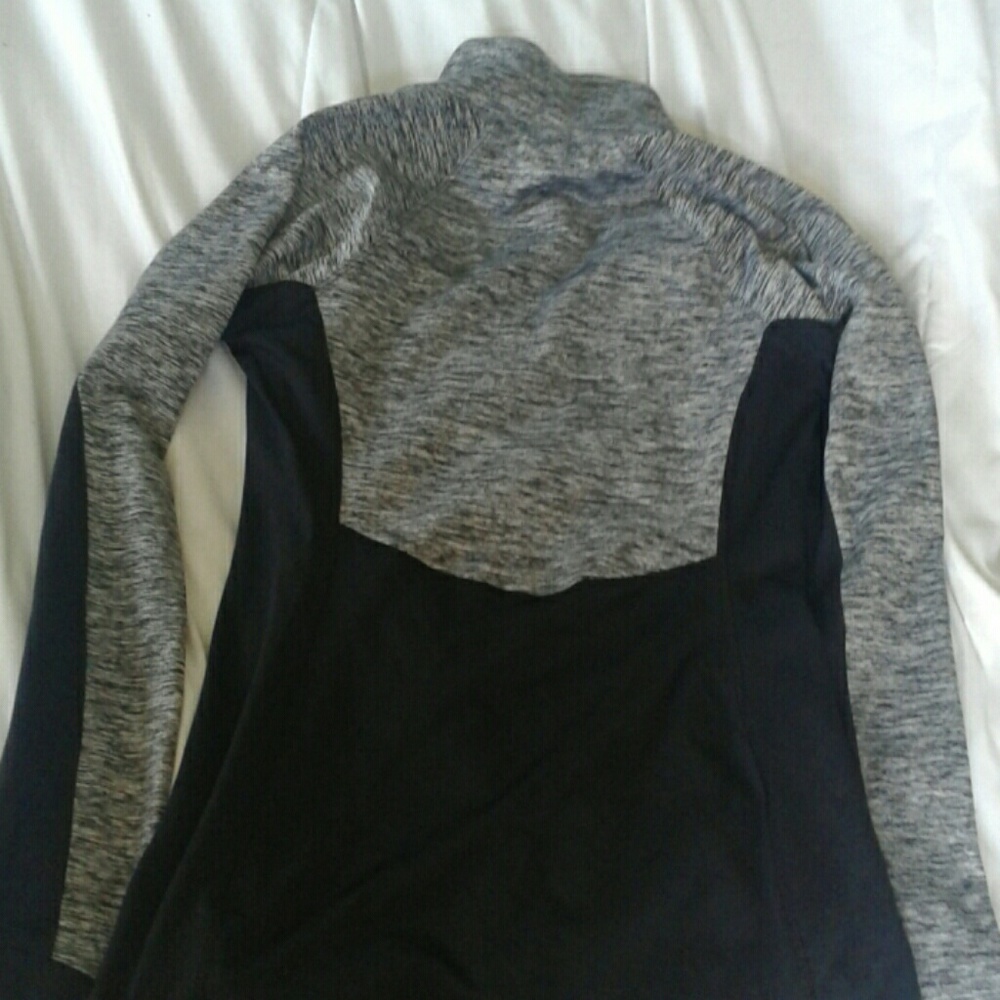 Reebok pullover - Picture 4 of 4