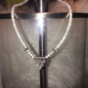 Dainty pearl clasp necklace with pendant drop!