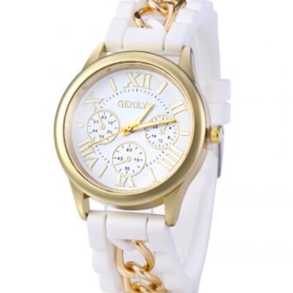 Accessories - Beautiful White and Gold Fashion Watch