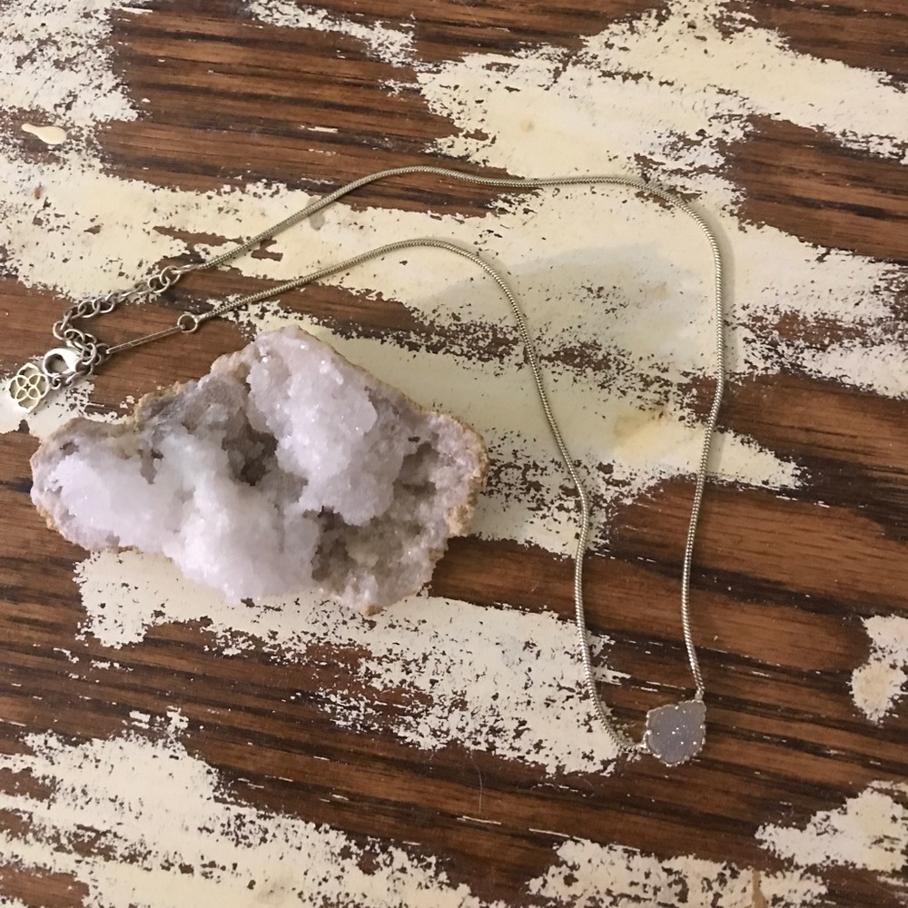 like brand new druzy kendra scott necklace