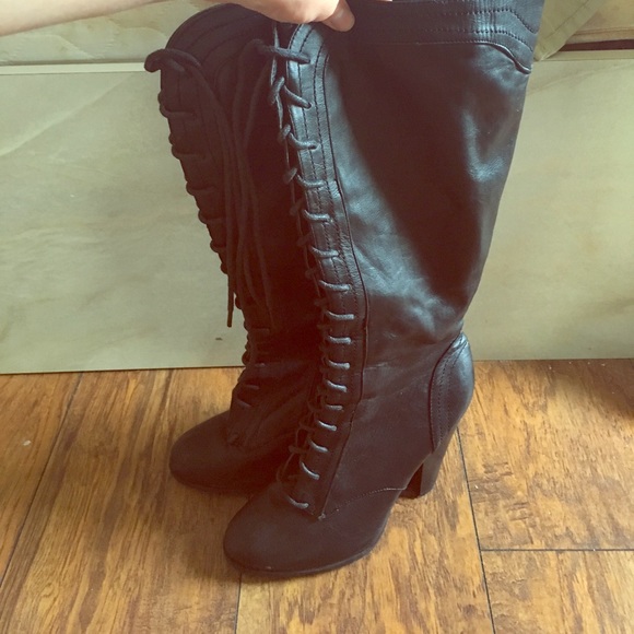 Lace up heeled boots - Picture 1 of 6