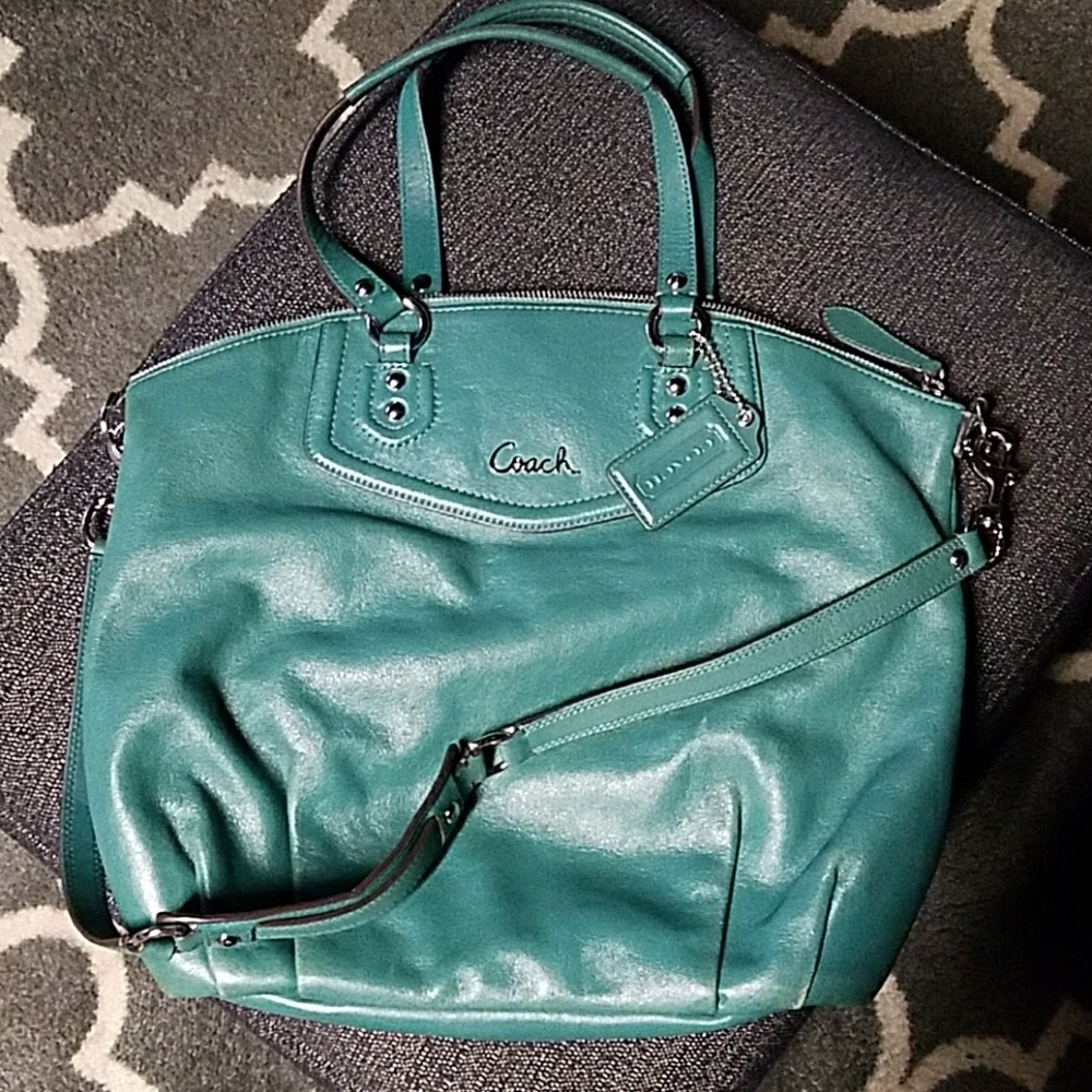 Authentic Coach handbag great condition