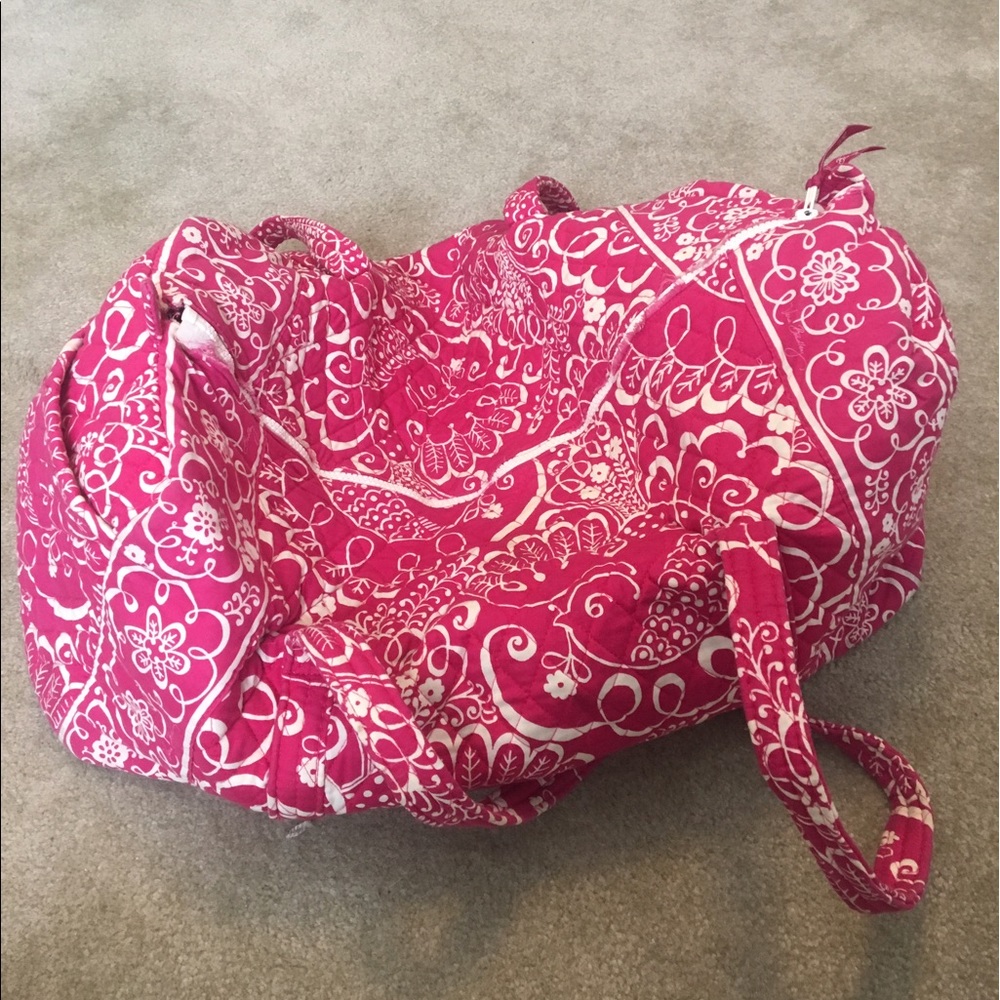 vera bradley large duffel bag!