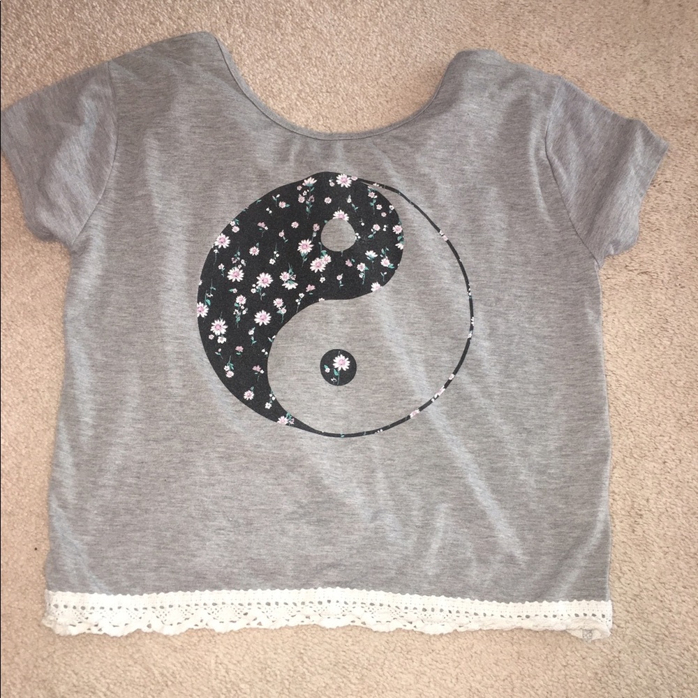 Tumblr Floral Yin Yang Crochet Grey Shirt