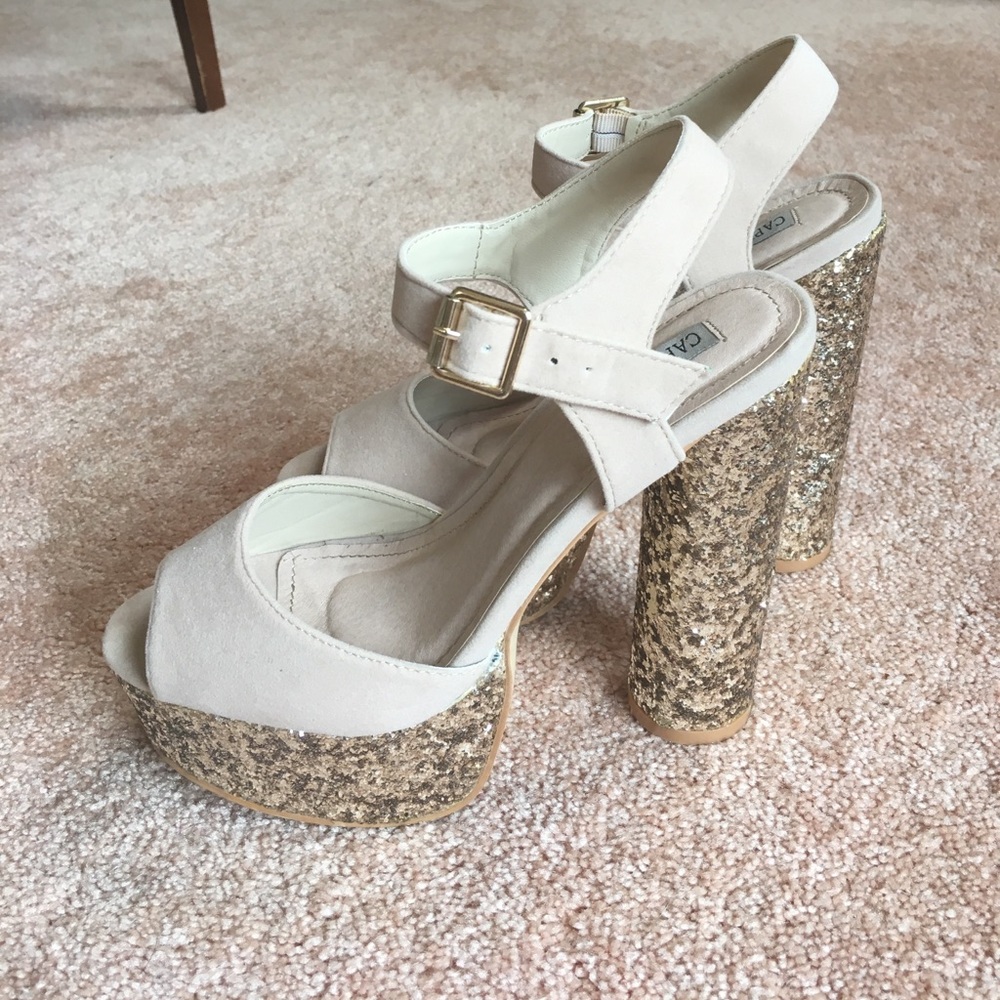Nude platform heels