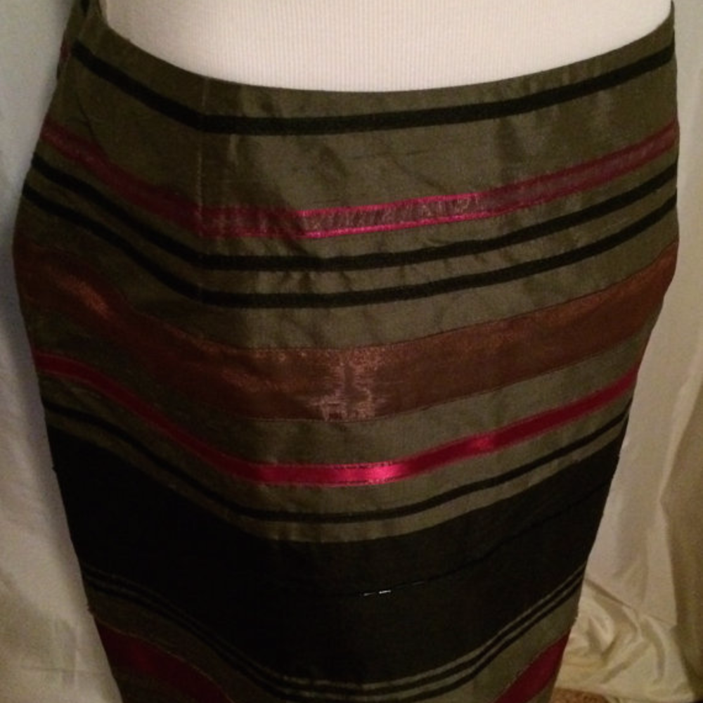 SOLD—Beautiful Alfani Silk Skirt Olive, Plum, & Black 8