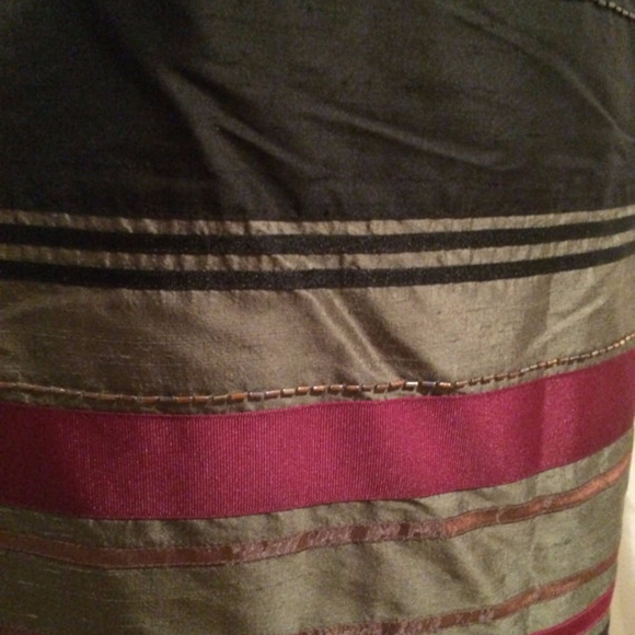 SOLD—Beautiful Alfani Silk Skirt Olive, Plum, & Black 8 - Picture 3 of 4
