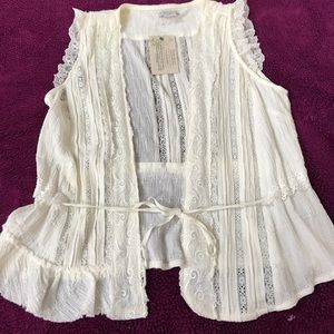 Guess Sleeveless Lace Cardigan