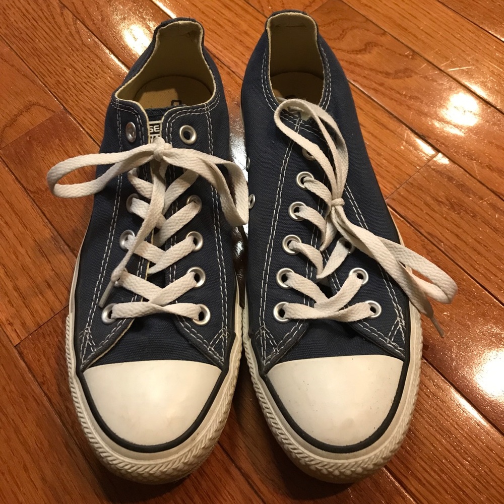 Navy converse