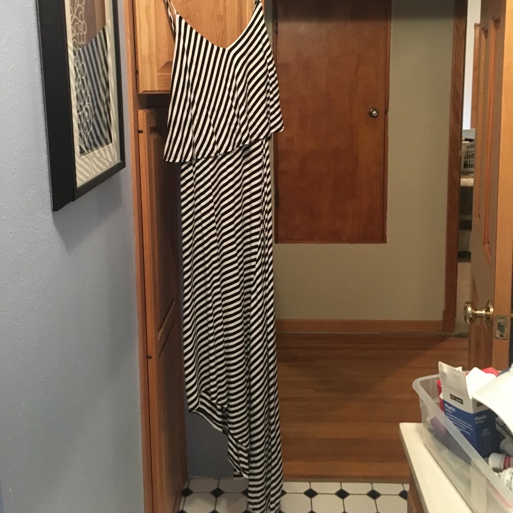 Hi-low maxi dress