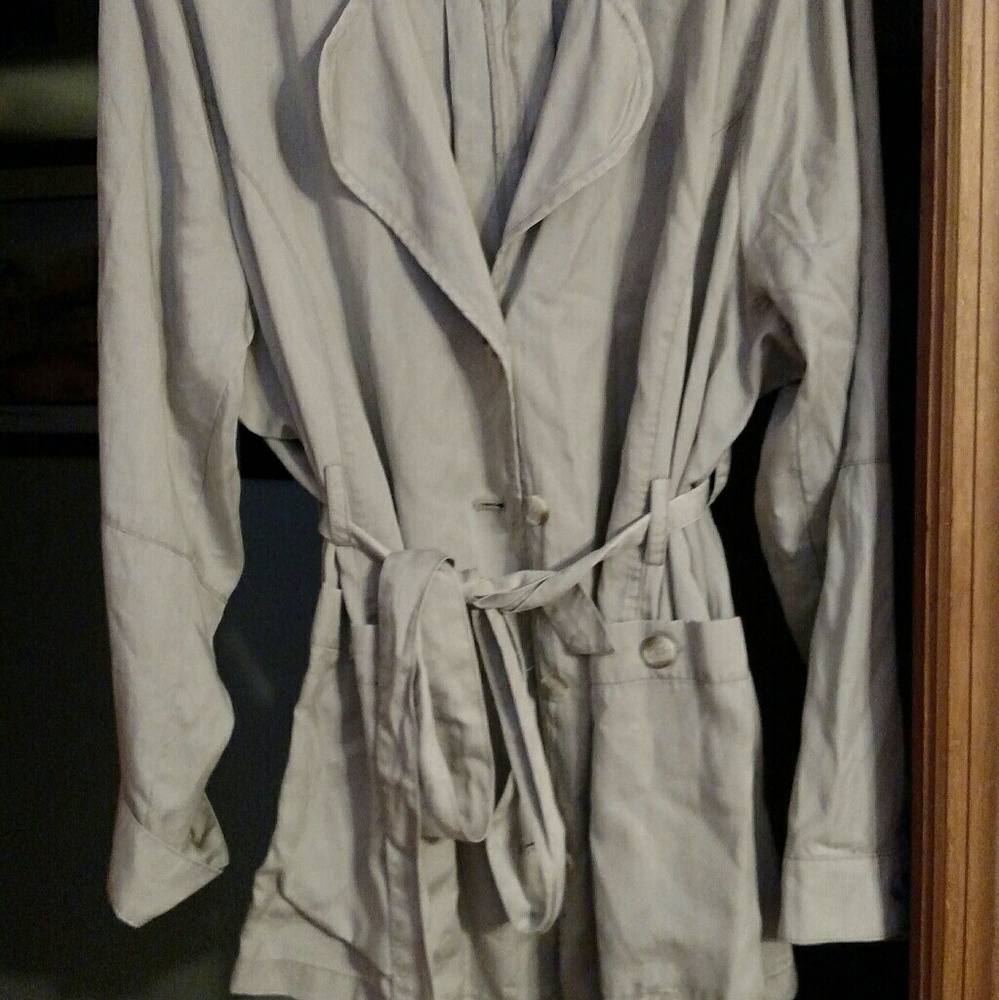 Lightweight jacket