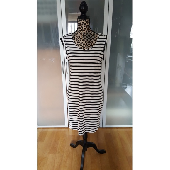 H&M Dresses & Skirts - H&M Striped Dress