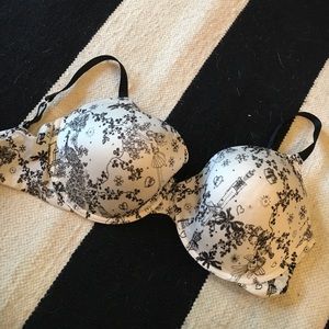 Victoria Secret Biofit Bra 38D