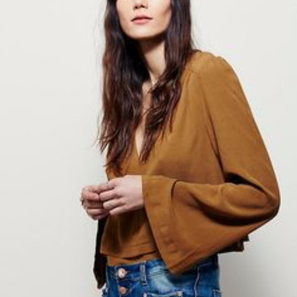 SOLD NWOT. Free people top - Picture 1 of 4