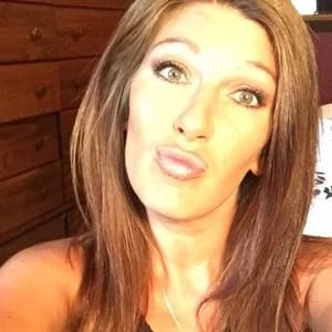 Meet your Posher, Janet