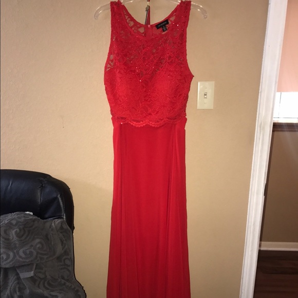 ruby red gown - Picture 2 of 4